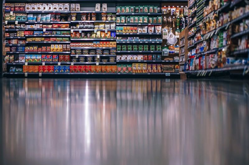 Industriebodenbeschichtung für Supermärkte und Geschäfte - strapazierfähige Böden von den Oberflächenprofis